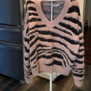 Lush‎ animal print sweater. Never worn
